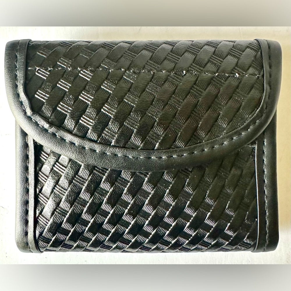 TUFF Products 7718-BWV Black Basketweave Double Latex Glove Pouch w/ Closure